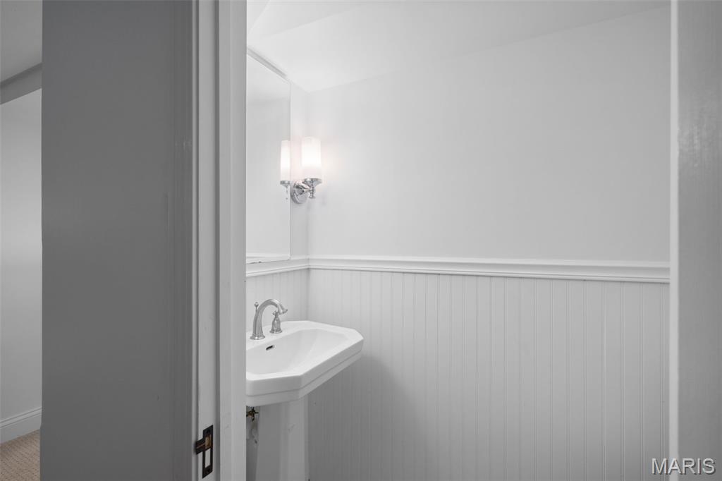 20 Ridgemoor Drive Clayton, MO 63105 - Photo 58 of 76