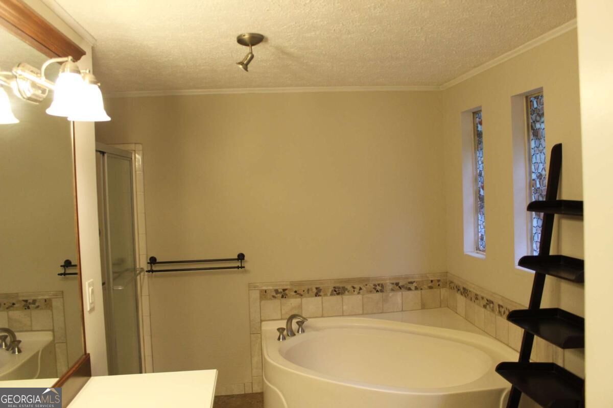 190 Roberts Point Road Jackson, GA 30233 - Photo 19 of 29 Gallery Image 19