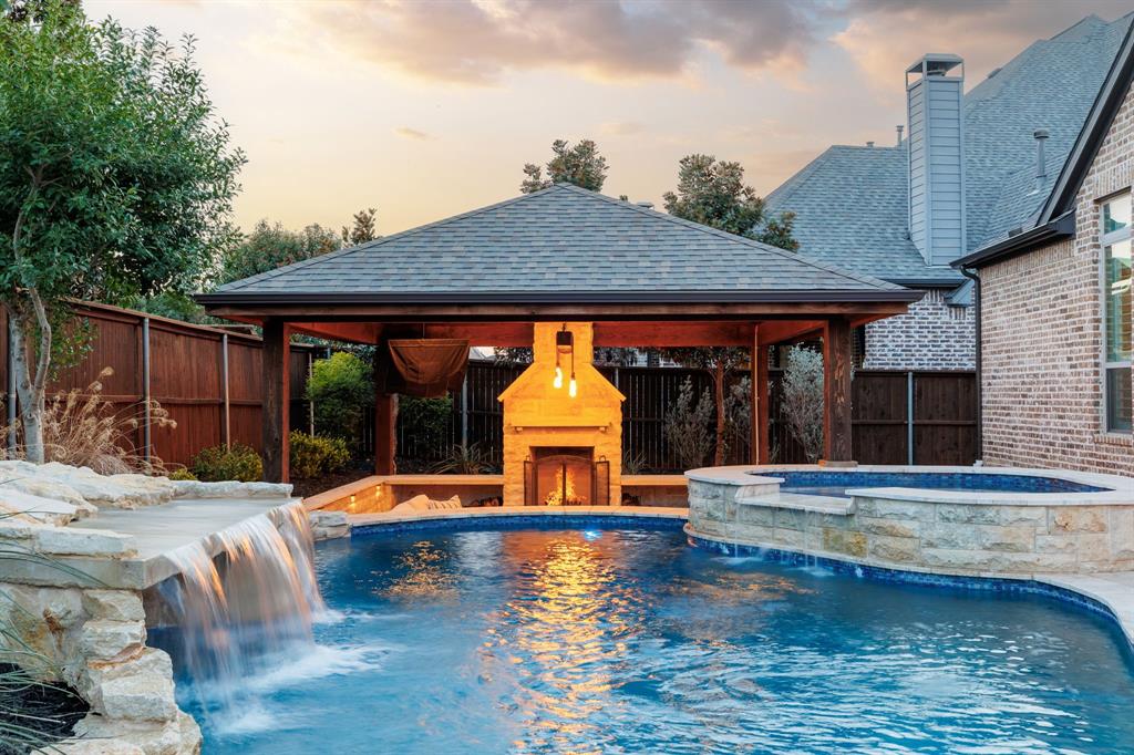 a view of a house with swimming pool