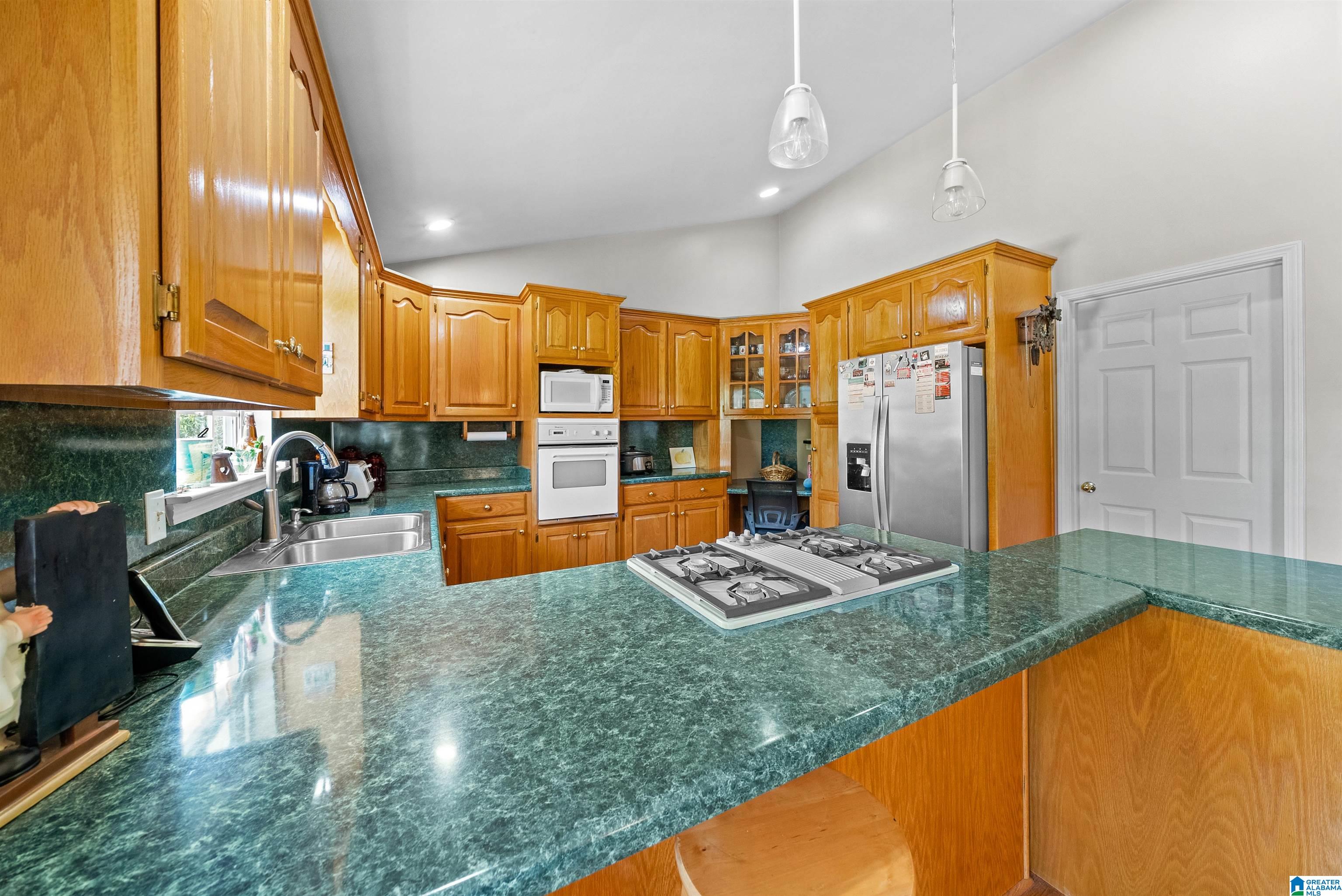 1733 Mountain View Road Springville, AL 35146 - Photo 20 of 37