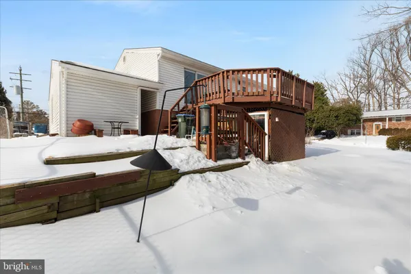 $2,700 | 7201 Sydenstricker Road, Springfield, VA 22152