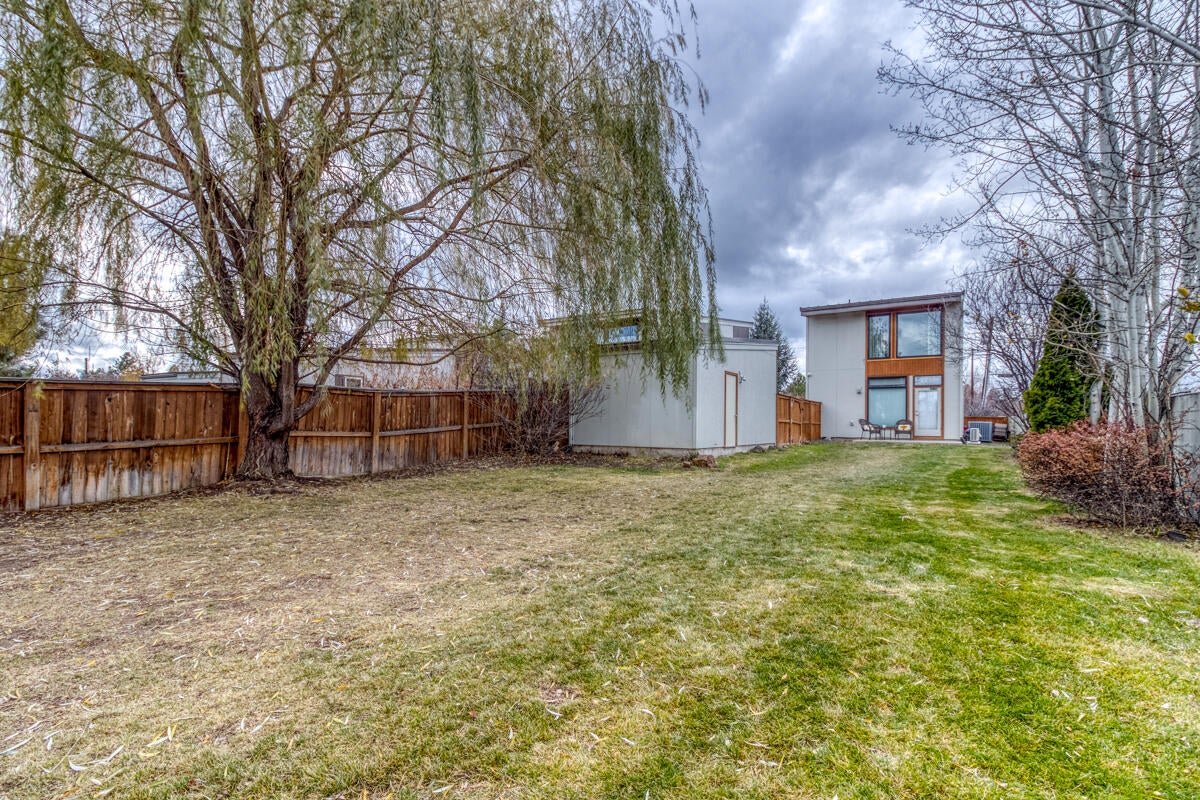 61284 Southwest Blakely Road Bend, OR 97702 - Photo 27 of 28 CREP0075