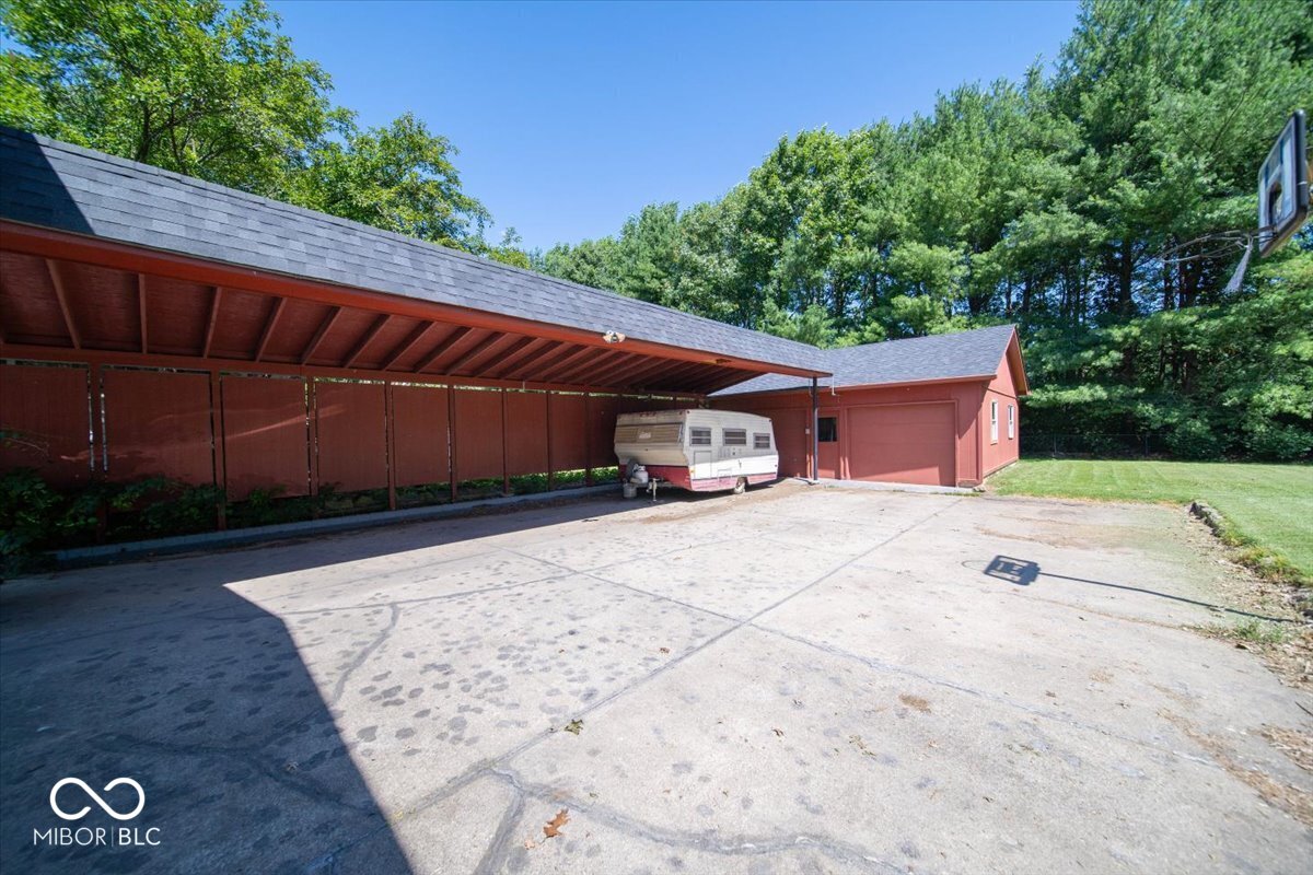 5130 Olive Branch Road Greenwood, IN 46143 - Photo 26 of 29