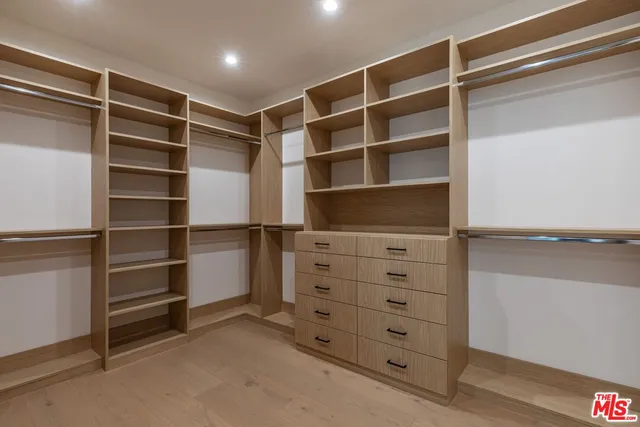 $3,995,000 | 7419 Alverstone Avenue, Los Angeles, CA 90045