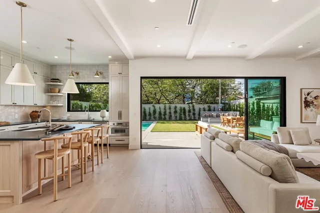 $3,995,000 | 7419 Alverstone Avenue, Los Angeles, CA 90045