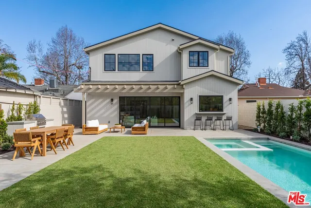 $3,995,000 | 7419 Alverstone Avenue, Los Angeles, CA 90045