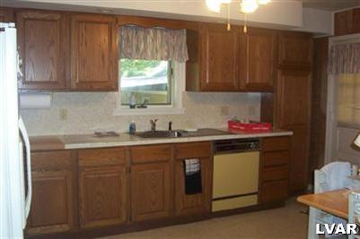3139 Old Post Road Slatington, PA 18080 - Photo 8 of 10 Gallery Image 8