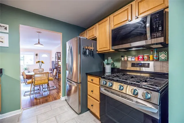 $249,000 | 520 Park Avenue Southeast, Unit 9, Atlanta, GA 30312