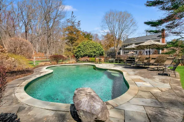 $1,700,000 | 83 Upper Shad Road, Pound Ridge, NY 10576