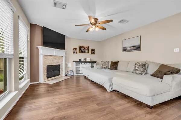 $2,500 | 25031 Aughton Drive, Spring, TX 77389