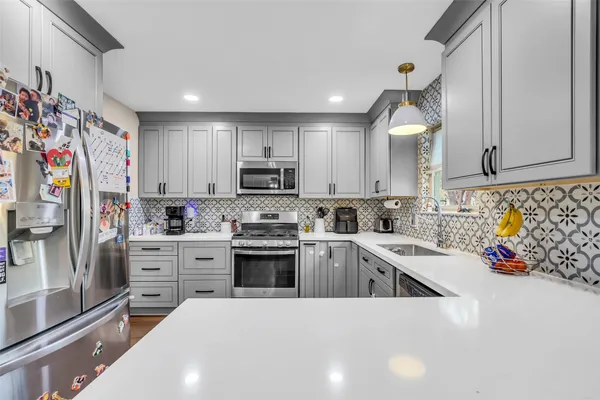 $2,650 | 25031 Aughton Drive, Spring, TX 77389