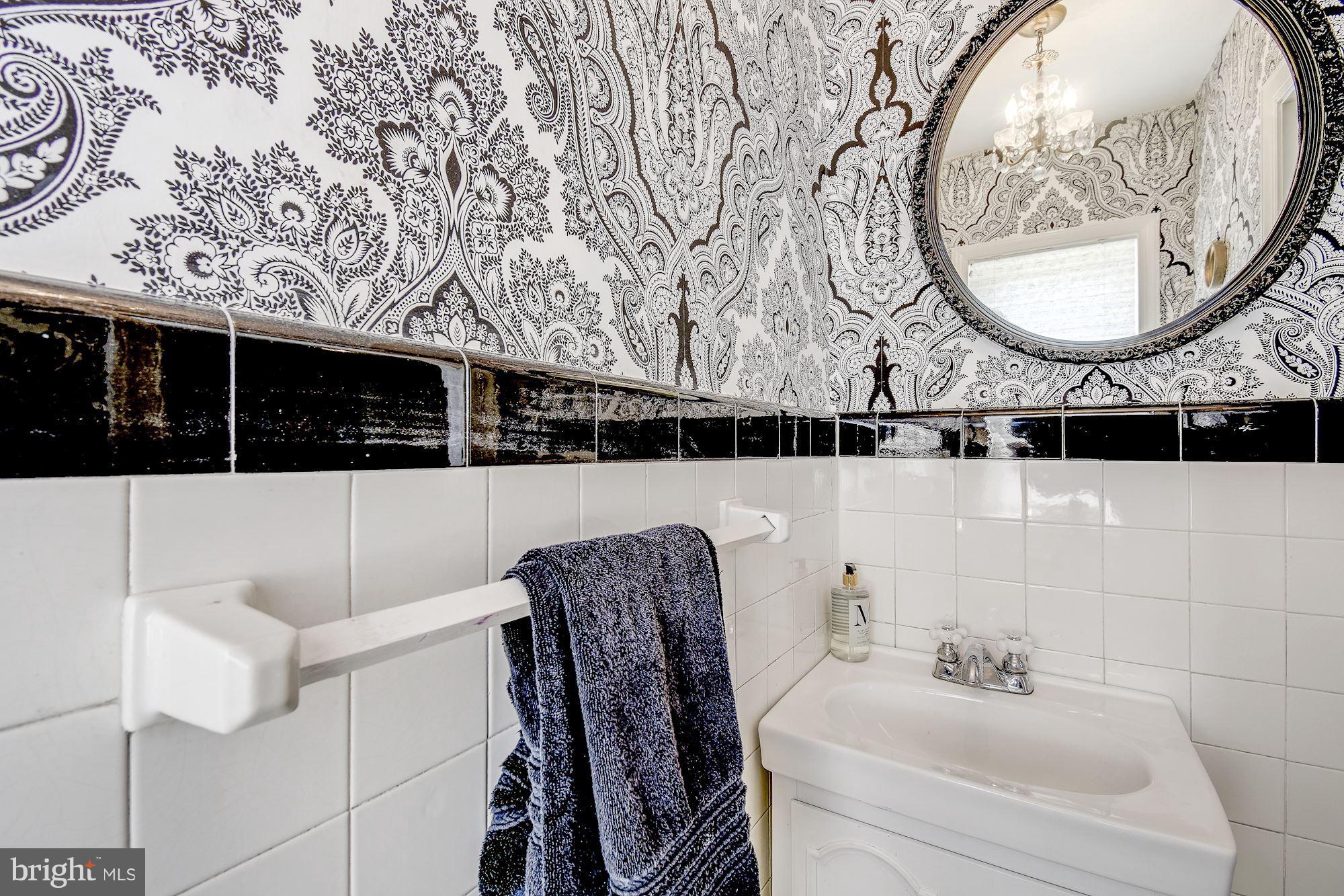 3355 Rittenhouse Street Northwest Washington, DC 20015 - Photo 5 of 28 Main Level- Half Bath