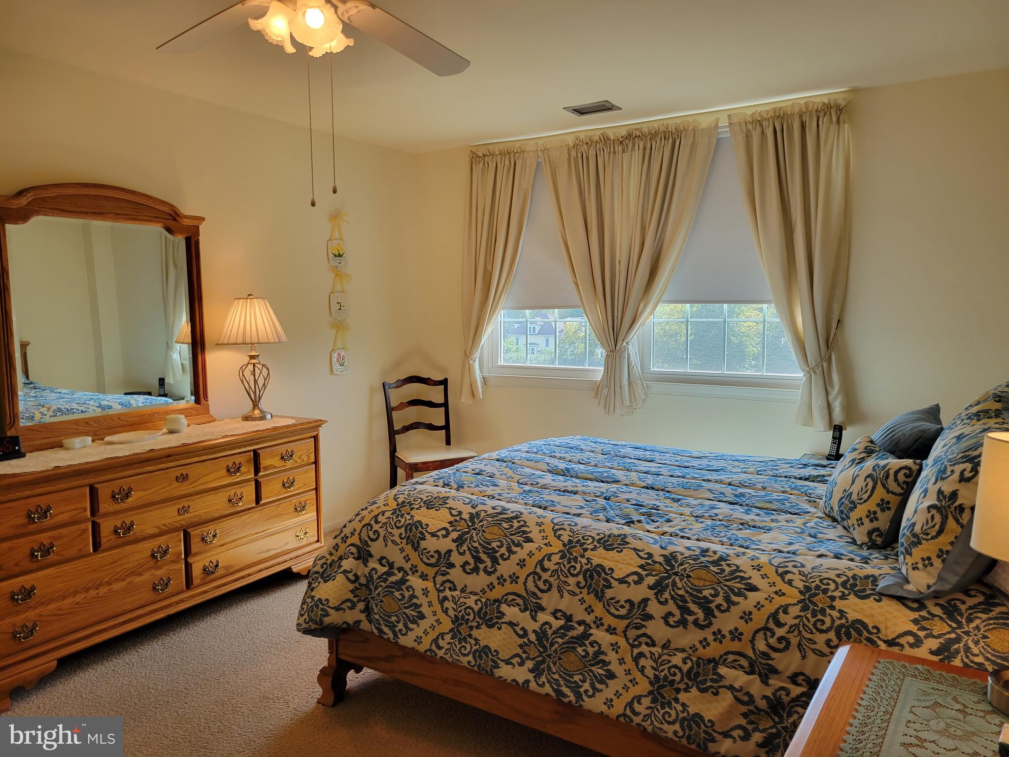 411 Haddonfield Cmns, Unit 411 Haddonfield, NJ 08033 - Photo 5 of 25 New Windows & lots of room