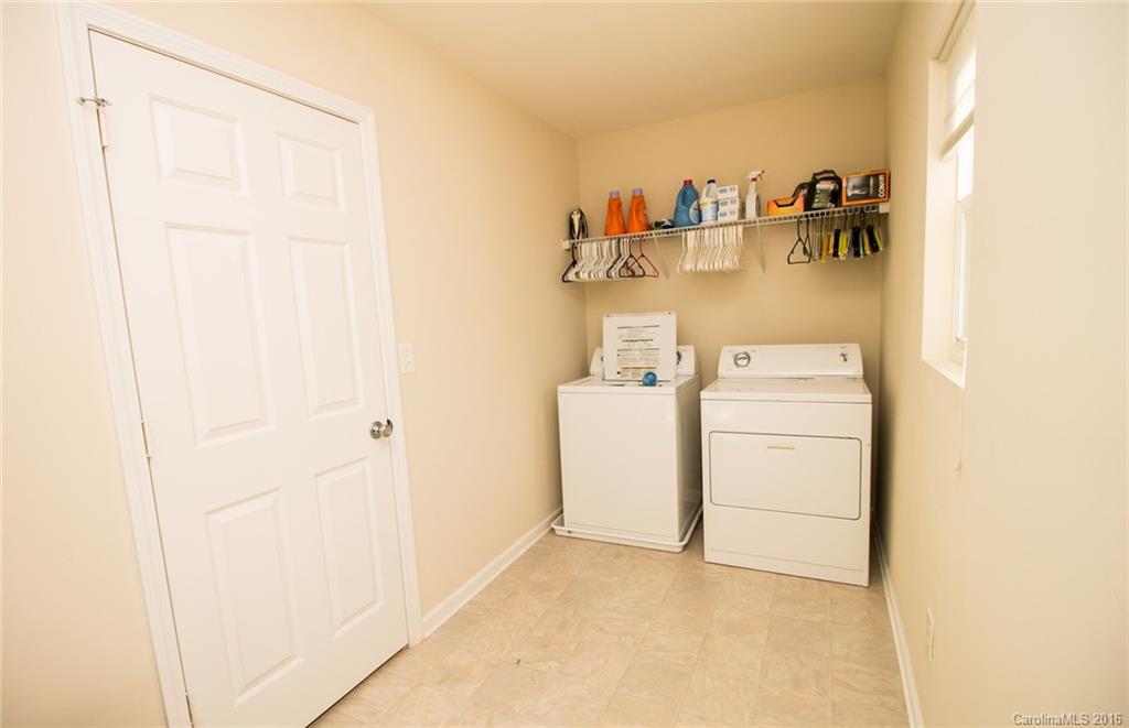 9533 Seamill Road Charlotte, NC 28278 - Photo 17 of 23 Gallery Image 17