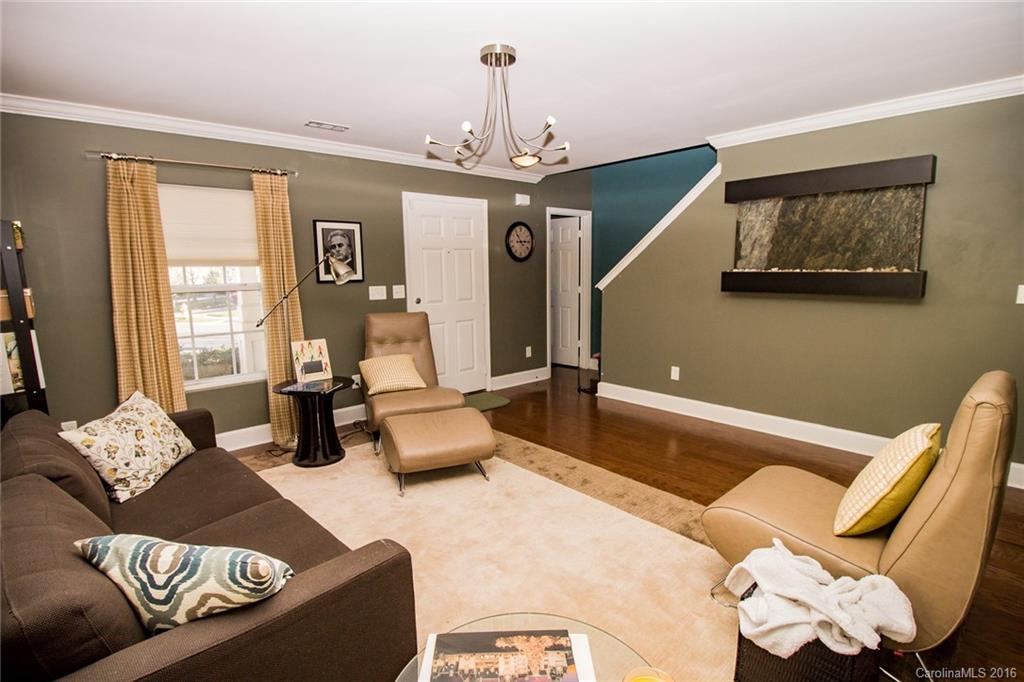 9533 Seamill Road Charlotte, NC 28278 - Photo 3 of 23 Gallery Image 3