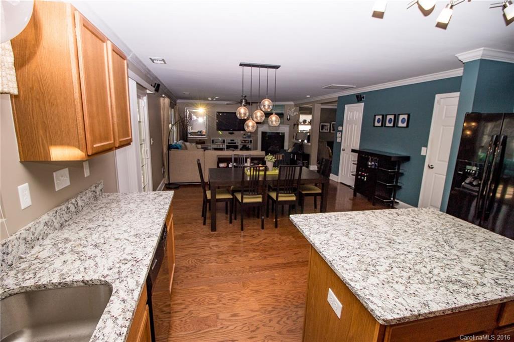 9533 Seamill Road Charlotte, NC 28278 - Photo 9 of 23 Gallery Image 9