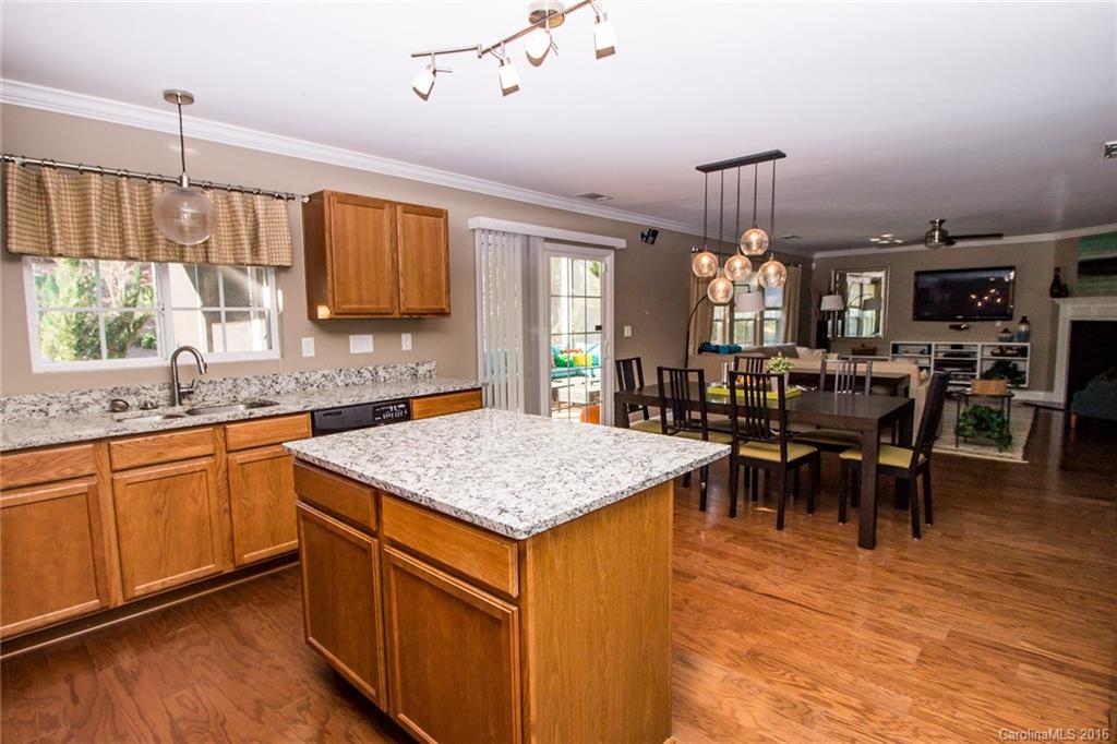 9533 Seamill Road Charlotte, NC 28278 - Photo 10 of 23 Gallery Image 10