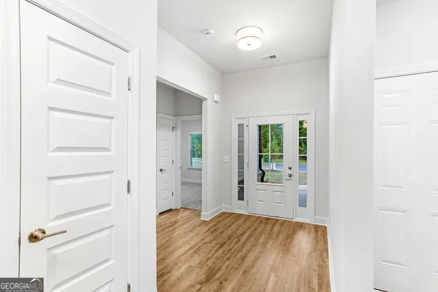 a view of an empty walk in closet