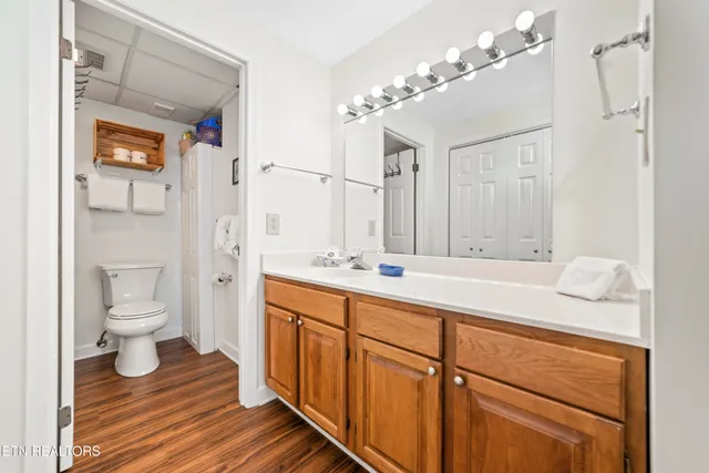 $379,000 | 102 Baskins Creek Bypass, Unit 507, Gatlinburg, TN 37738