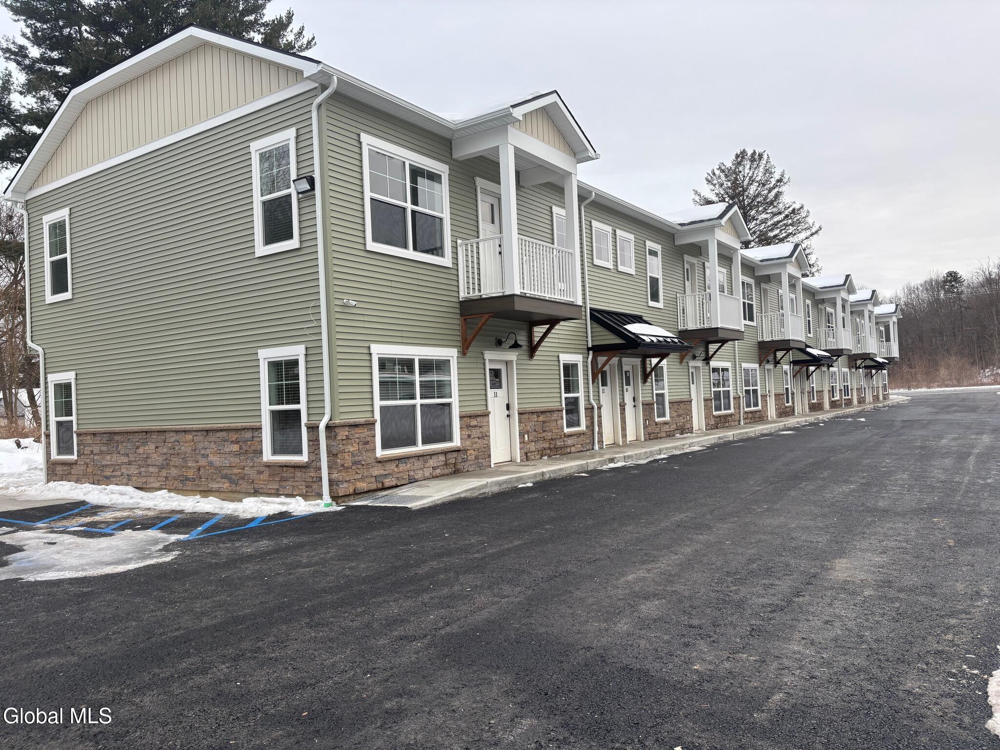 3407 Carman Road, Unit 112 Guilderland, NY 12303 - Photo 28 of 28 Hemlock Exterior