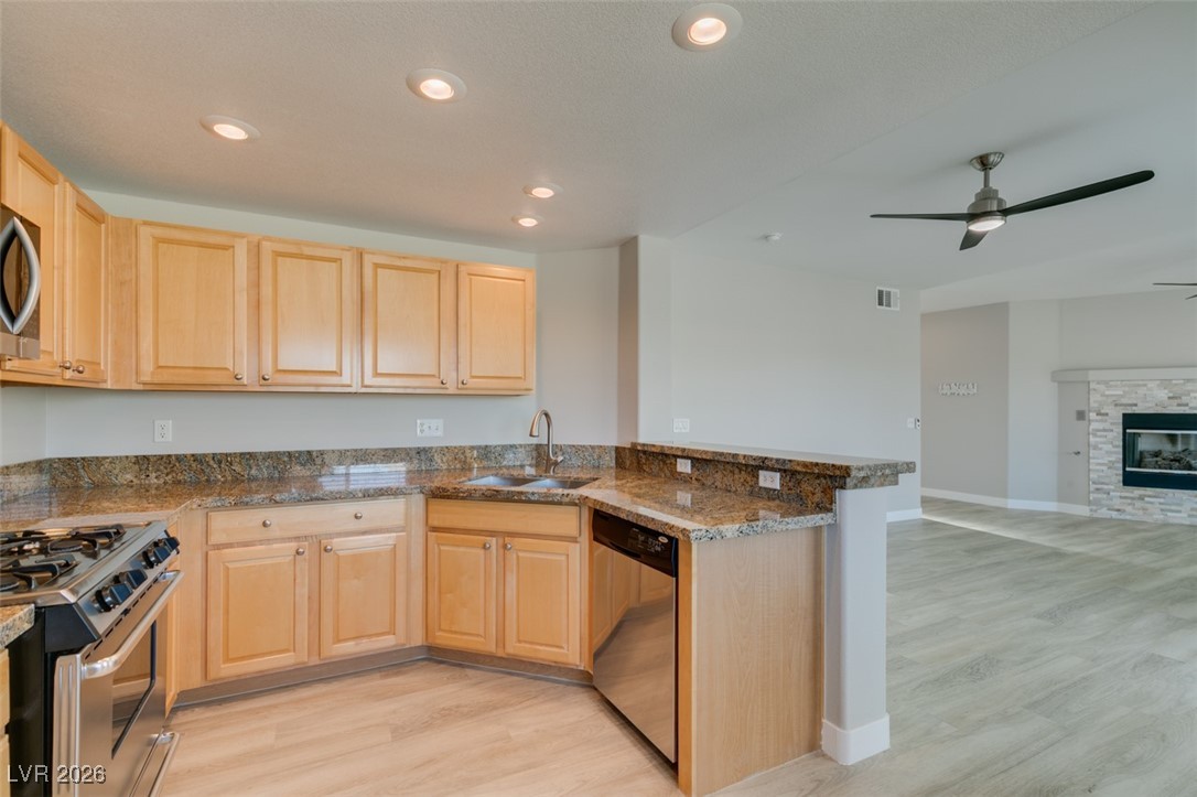 10600 Amber Ridge Drive, Unit 203 Las Vegas, NV 89144 - Photo 16 of 49