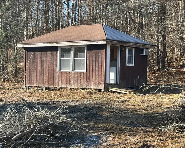 $225,000 | 208 Depot Street, Union, ME 04862