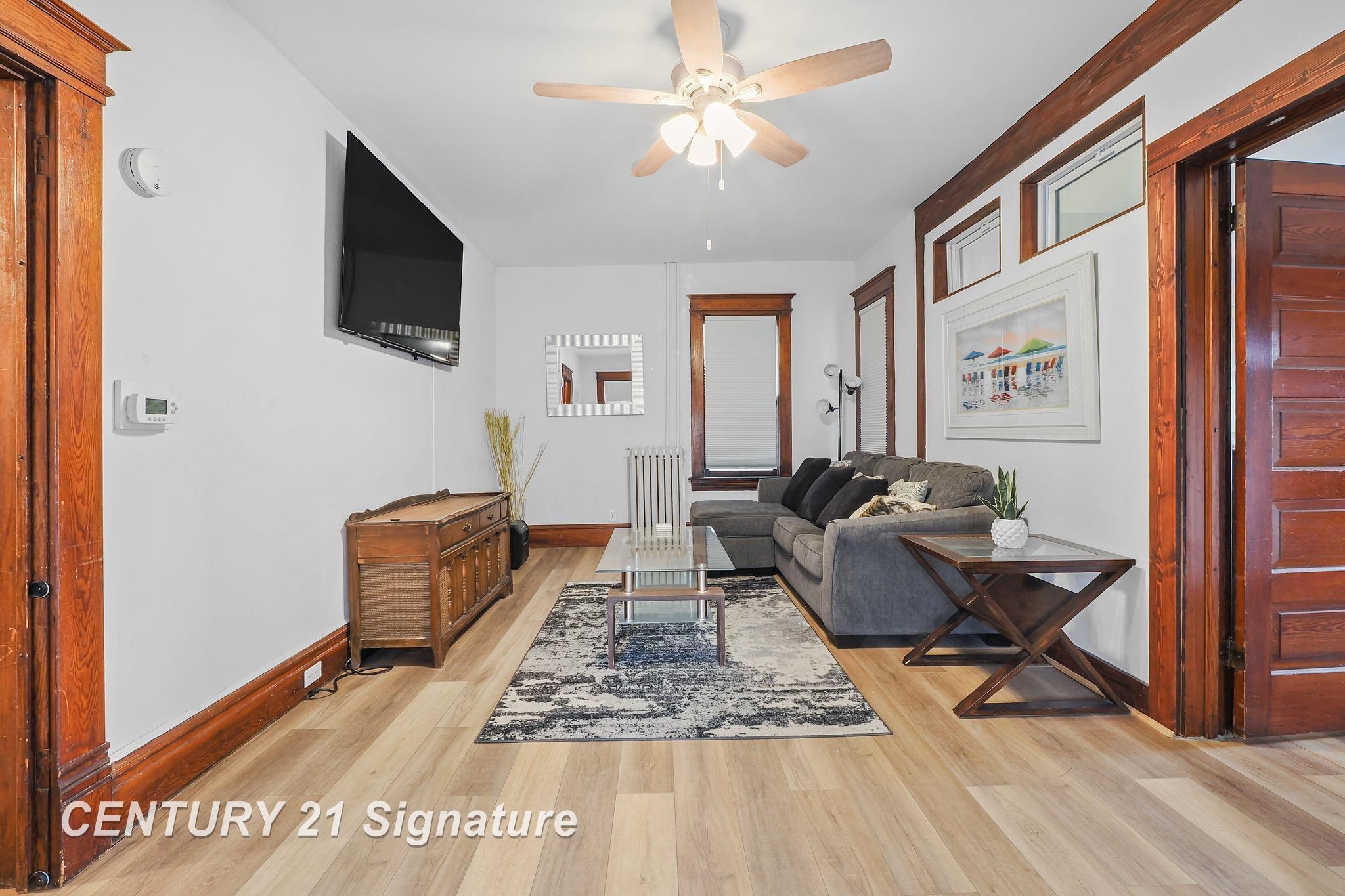 607 West Front Street Traverse City, MI 49684 - Photo 21 of 43