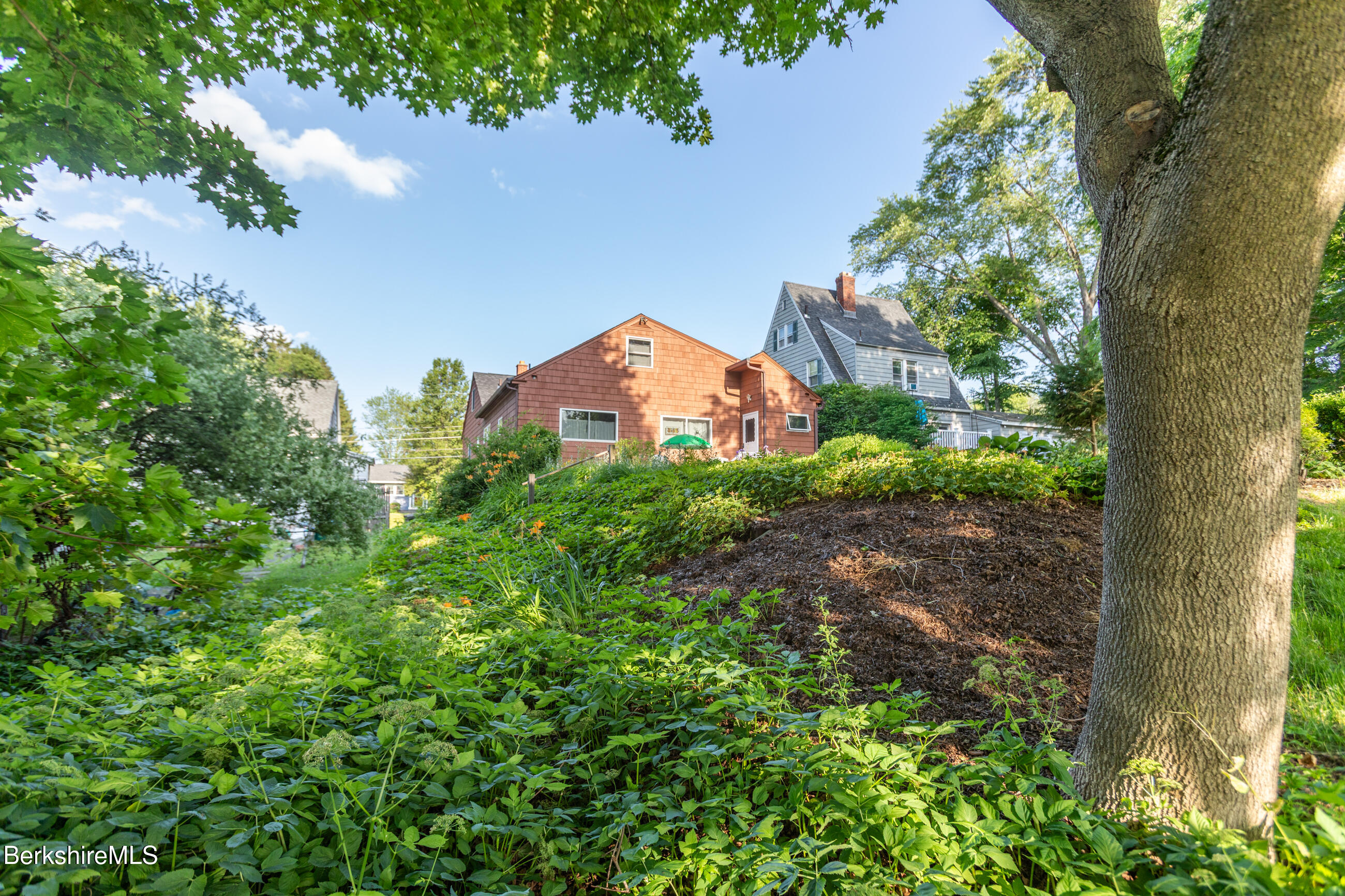 28 Adelaide Avenue Pittsfield, MA 01201 - Photo 31 of 31 image-41