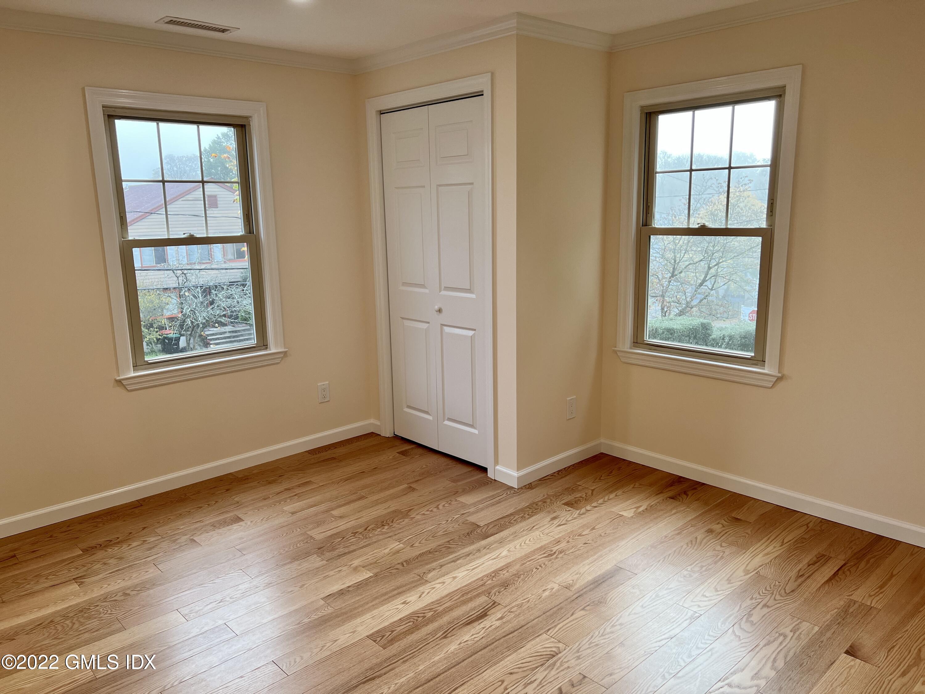 8 Smith Street, Unit 2 Greenwich, CT 06830 - Photo 11 of 19 IMG_0897
