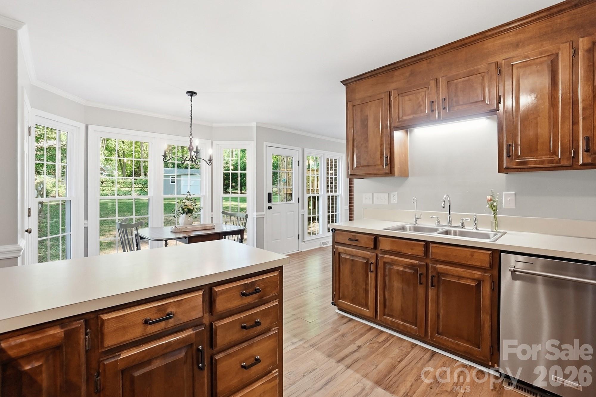 11103 Idlewild Road Matthews, NC 28105 - Photo 16 of 48