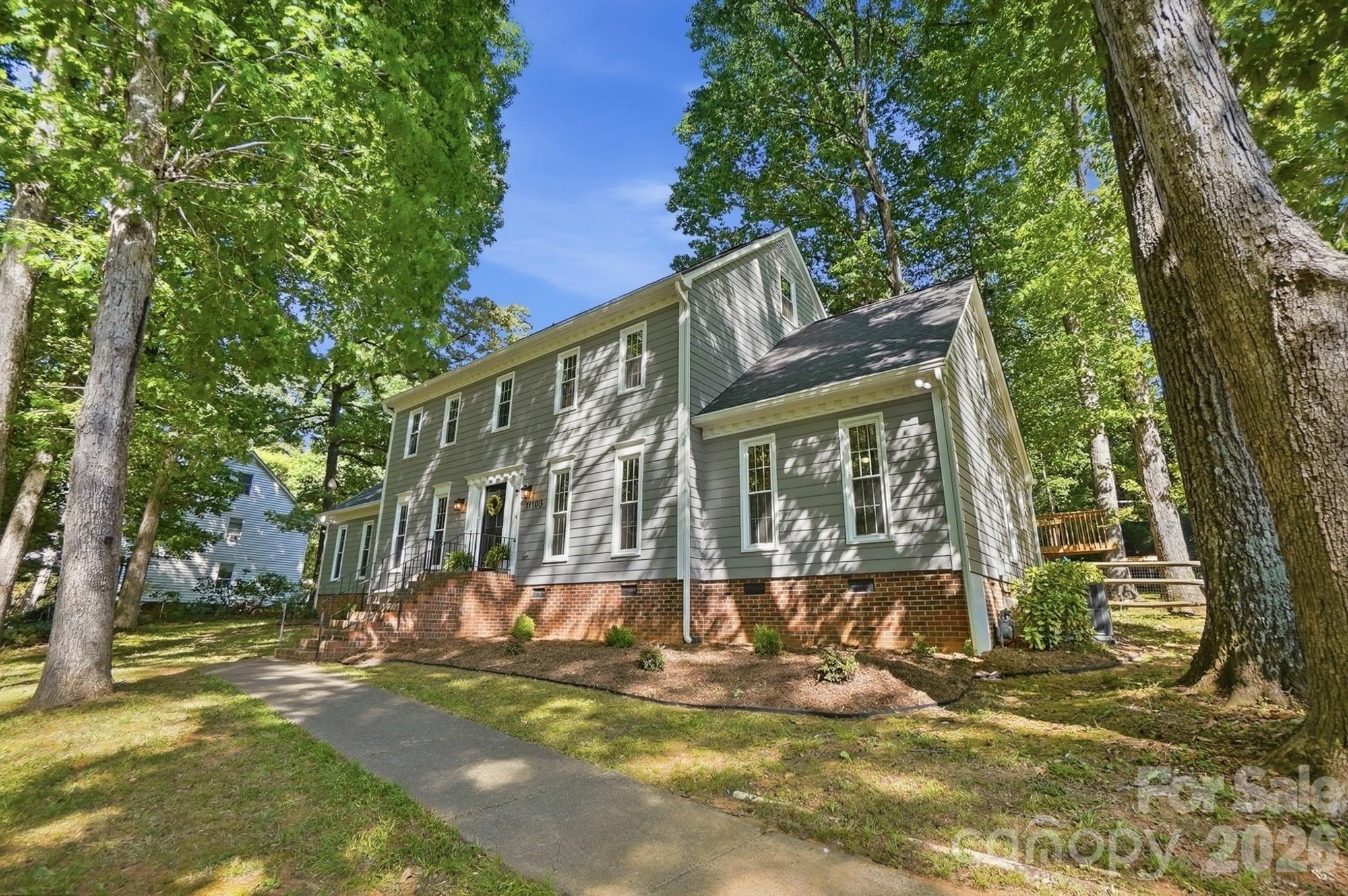 11103 Idlewild Road Matthews, NC 28105 - Photo 4 of 48