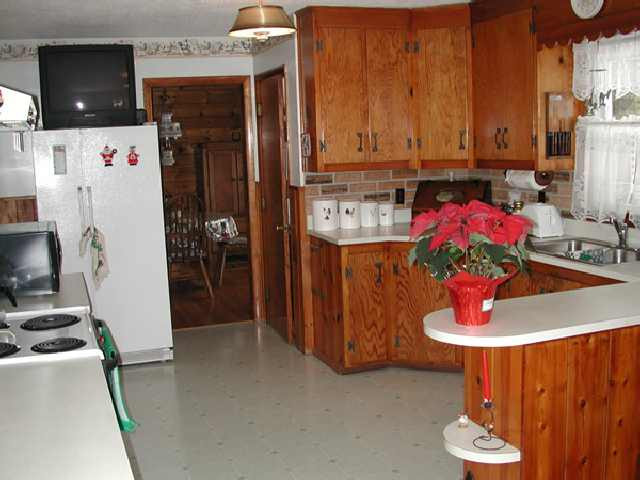 239 Phillips Road Rotterdam, NY 12306 - Photo 5 of 7 Photo 5