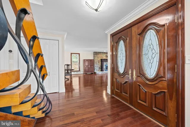 $850,000 | 2 Meng Road, Schwenksville, PA 19473