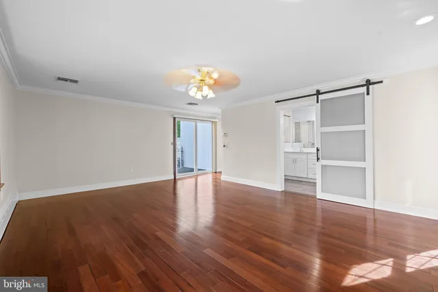 $850,000 | 2 Meng Road, Schwenksville, PA 19473