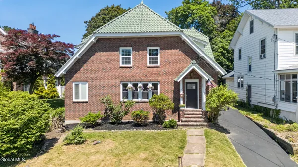 $324,900 | 37 Grant Avenue, Amsterdam, NY 12010