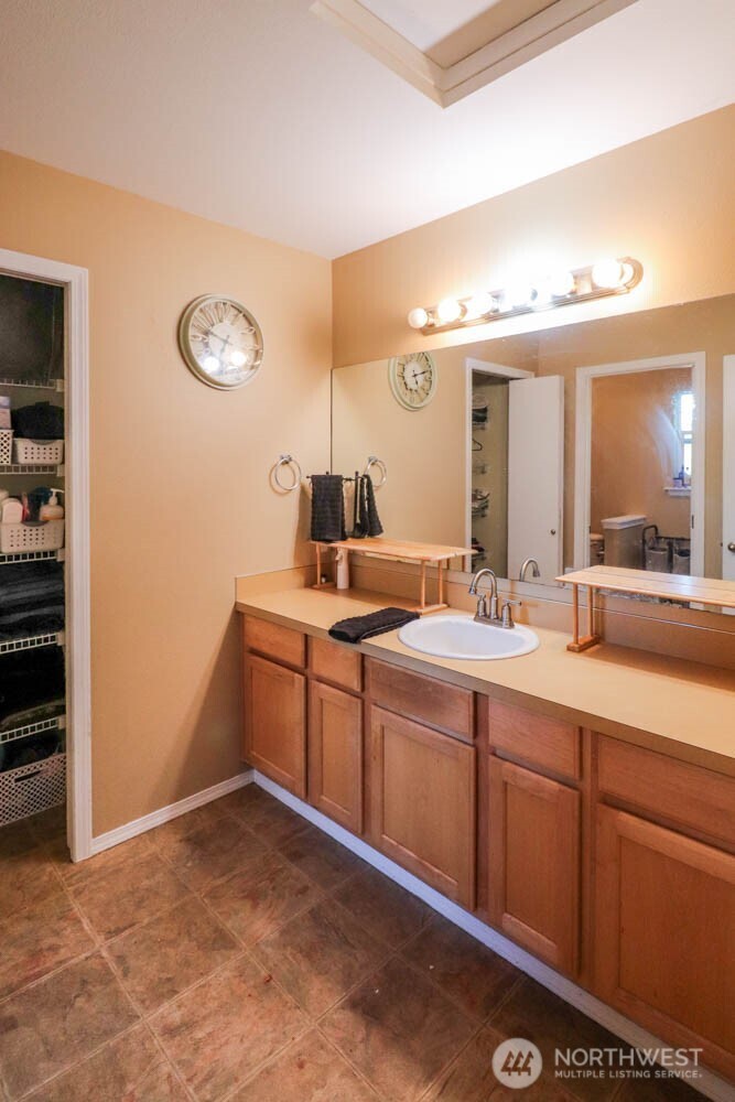 17211 Hound Dog Lane Southwest Rochester, WA 98579 - Photo 11 of 14