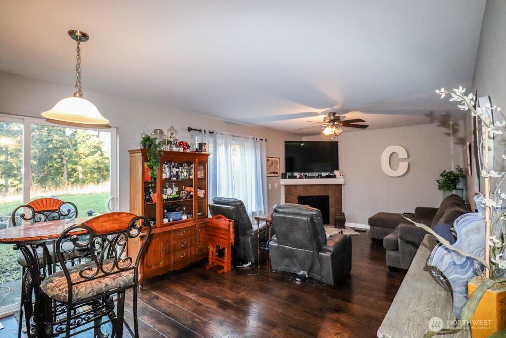 17211 Hound Dog Lane Southwest Rochester, WA 98579 - Photo 6 of 14