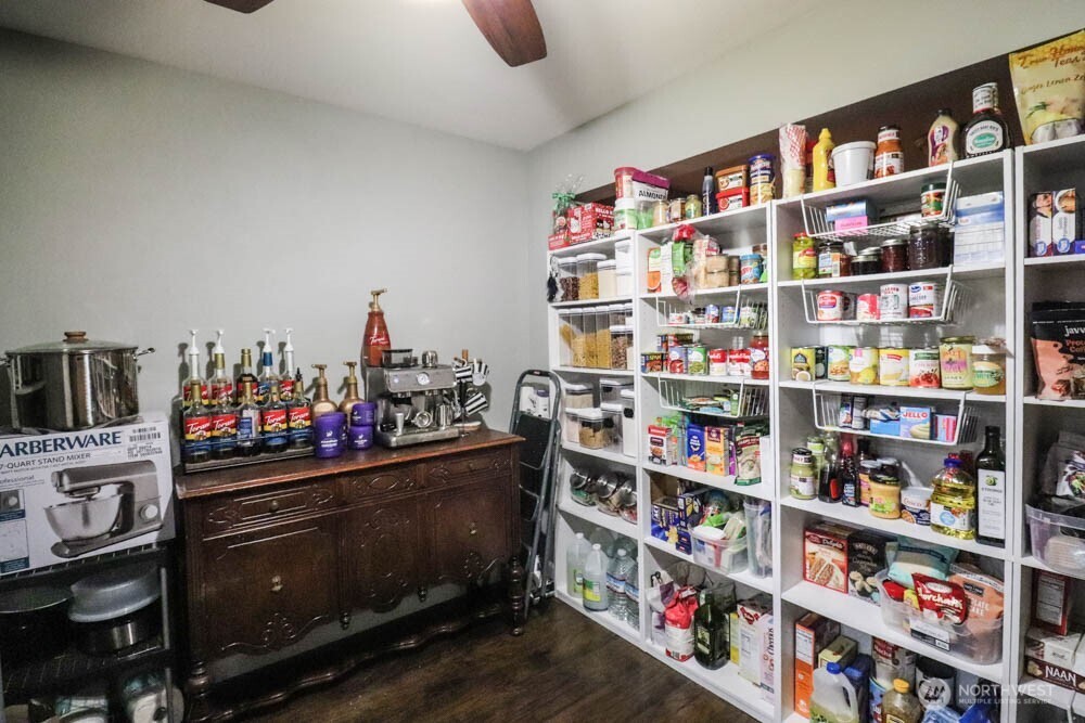 17211 Hound Dog Lane Southwest Rochester, WA 98579 - Photo 9 of 14