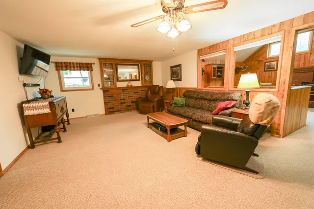 $289,900 | 12244 Leo's Road, Suring, WI 54174