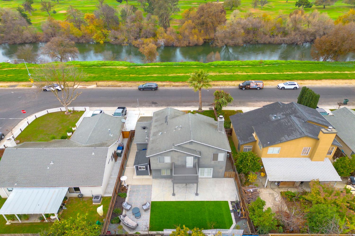 628 Crater Avenue Modesto, CA 95351 - Photo 3 of 56