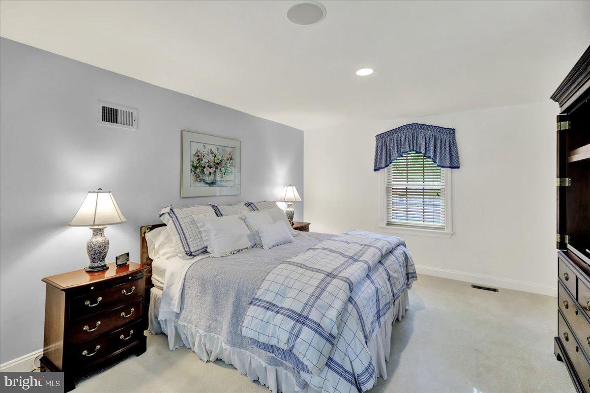 2 Cardinal Road Wyomissing, PA 19610 - Photo 33 of 51 Primary Bedroom