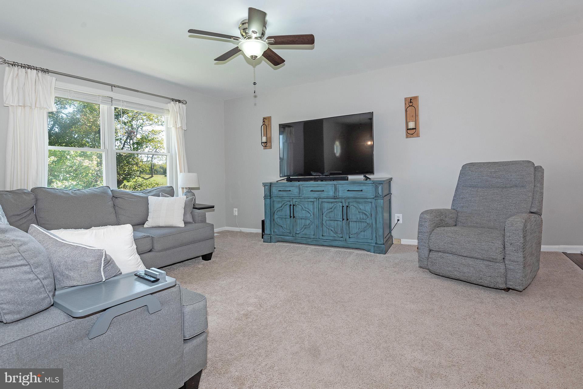 313 Winston Road Pasadena, MD 21122 - Photo 3 of 38 Gallery Image 3
