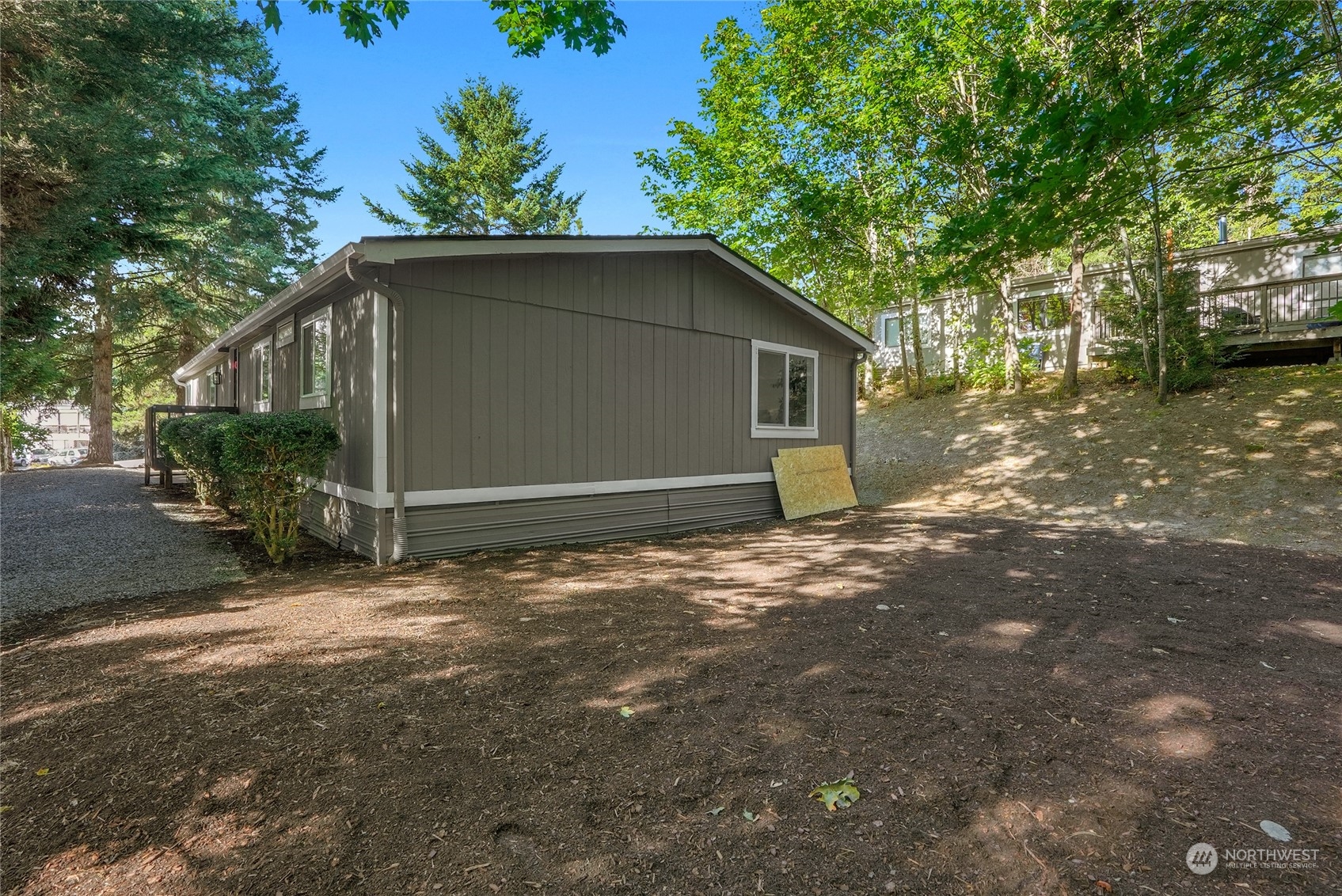 12611 Northeast 189th Street Bothell, WA 98011 - Photo 23 of 25 Gallery Image 23