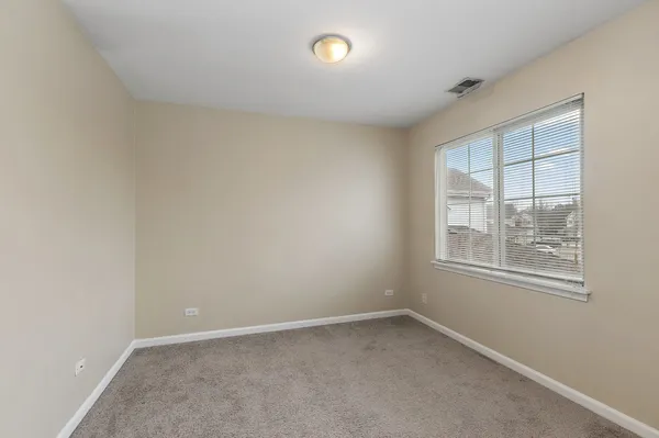 $2,700 | 240 Camel Bend Court, Schaumburg, IL 60107