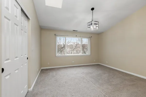 $2,700 | 240 Camel Bend Court, Schaumburg, IL 60107