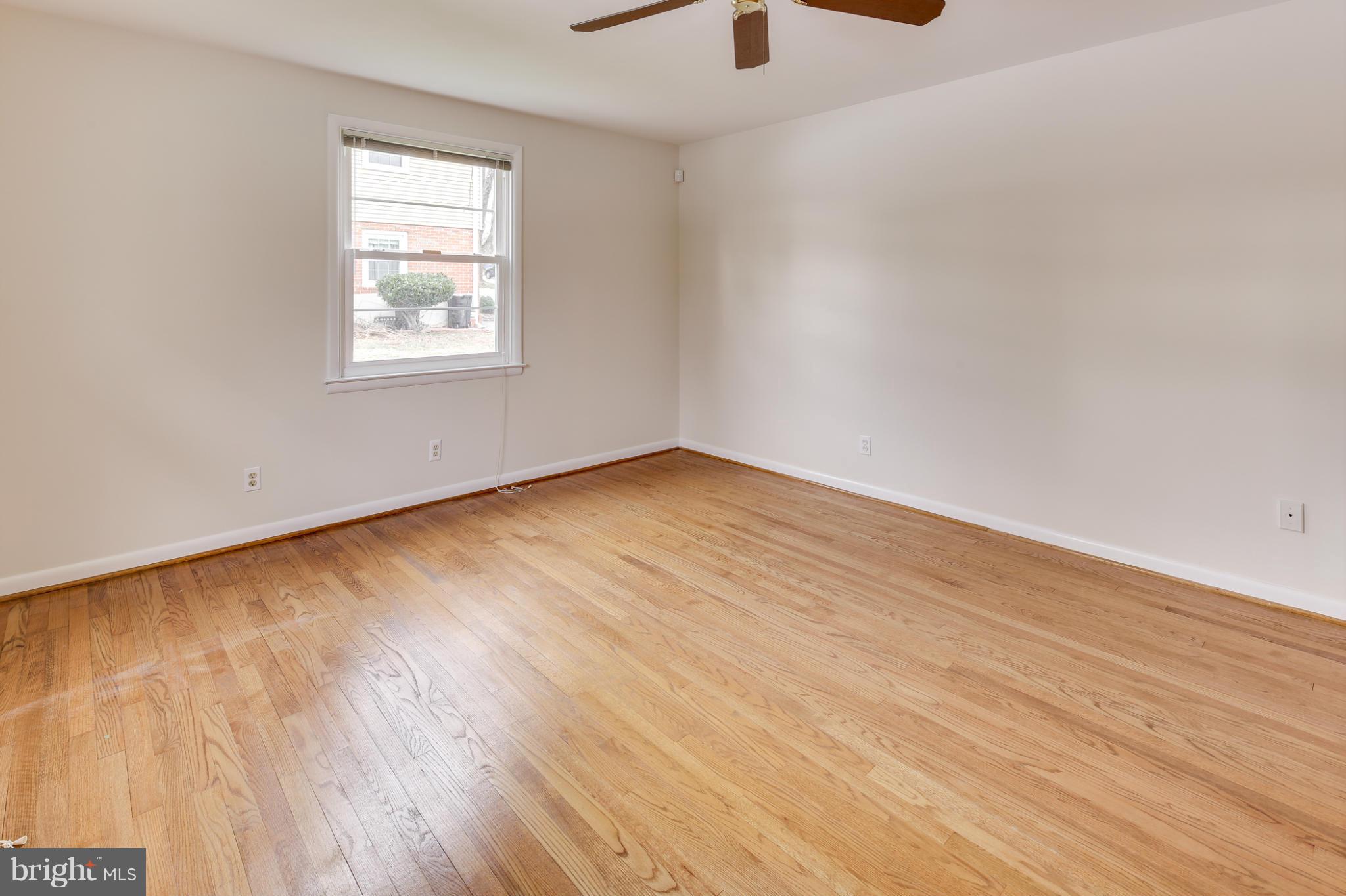 211 East Ridgely Road Lutherville-Timonium, MD 21093 - Photo 17 of 30 Bedroom
