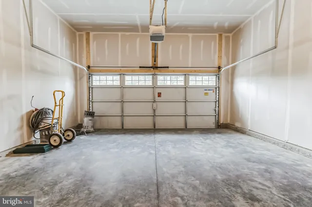 a view of a garage room