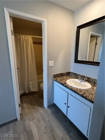 $900 | 4600 South University Center Drive, Unit 137, Las Vegas, NV 89119