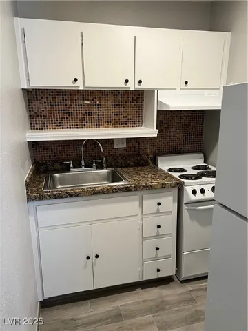 $900 | 4600 South University Center Drive, Unit 137, Las Vegas, NV 89119