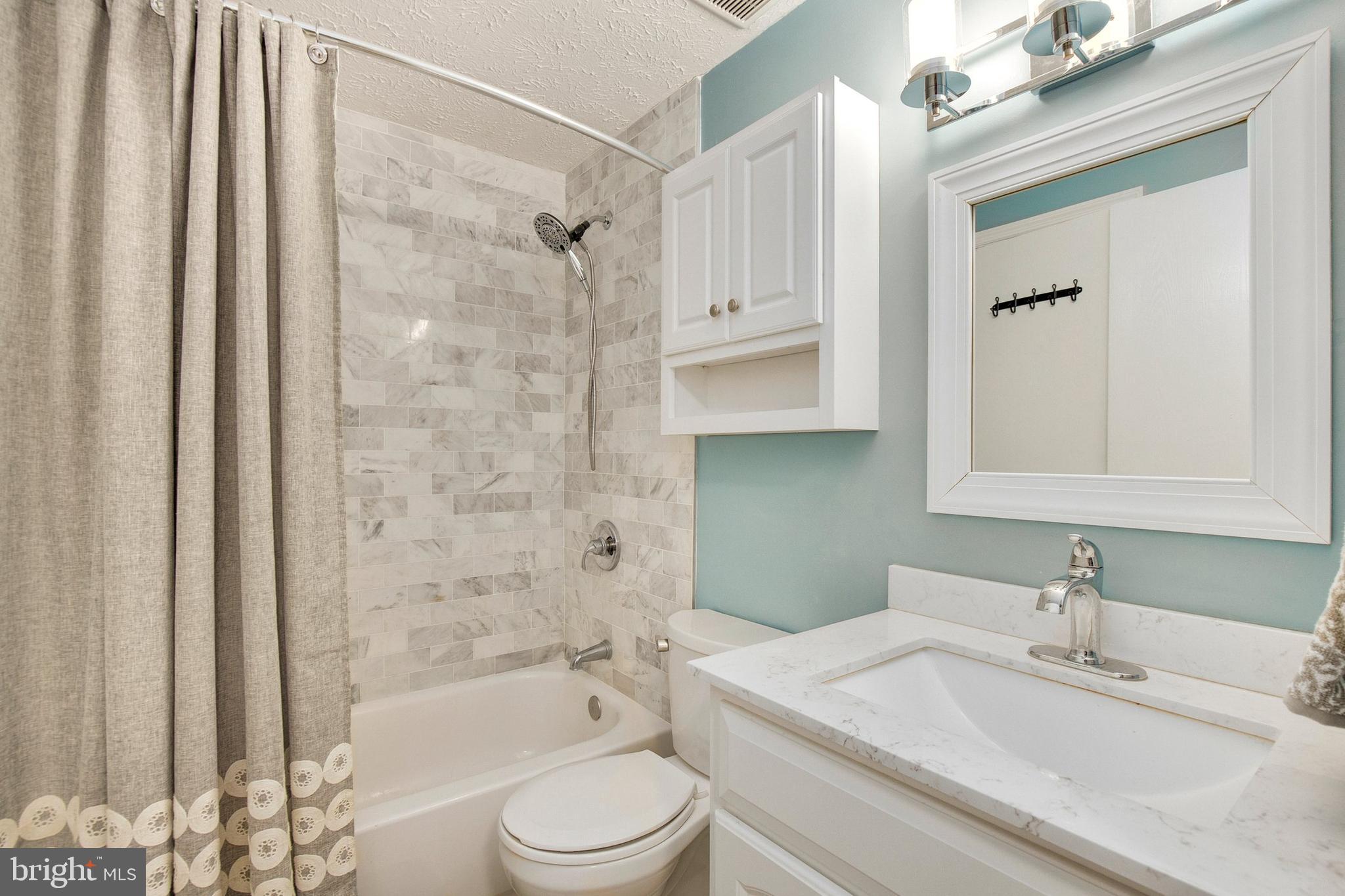 11926 Fieldthorn Court Reston, VA 20194 - Photo 16 of 31
